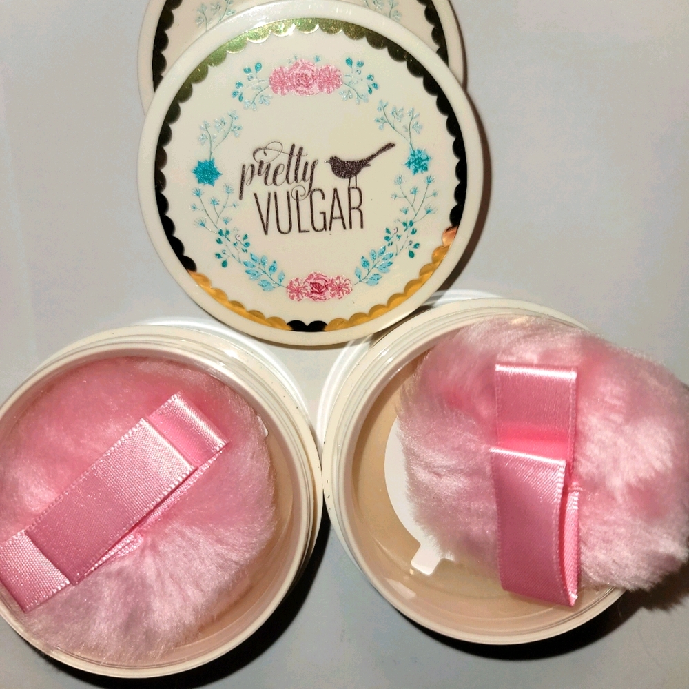 Pretty Vulgar Face Powder